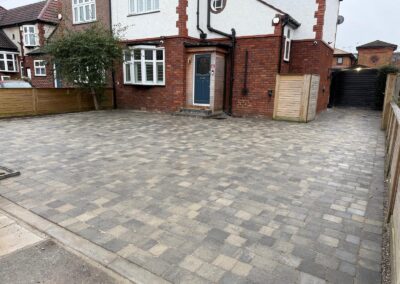 Block paving by Didsbury Driveways