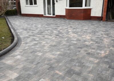 Block paving by Didsbury Driveways