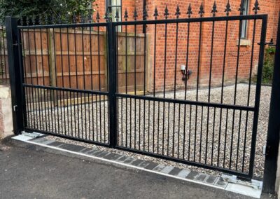 Gates and railings by Didsbury Driveways