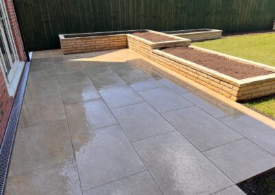 Outdoor porcelain by Didsbury Driveways
