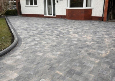 Block paving by Didsbury Driveways