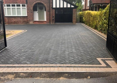 Block paving by Didsbury Driveways