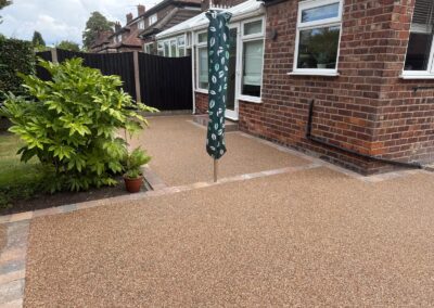 Resinbound gravel by Didsbury Driveways